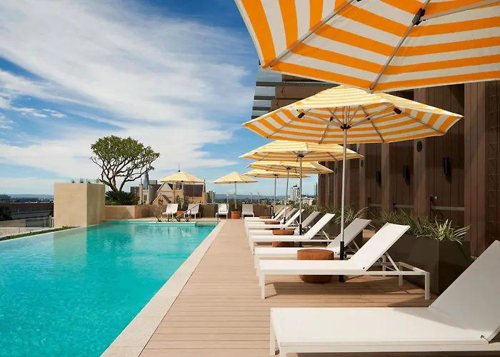 Hotel near College: The Westin Perth