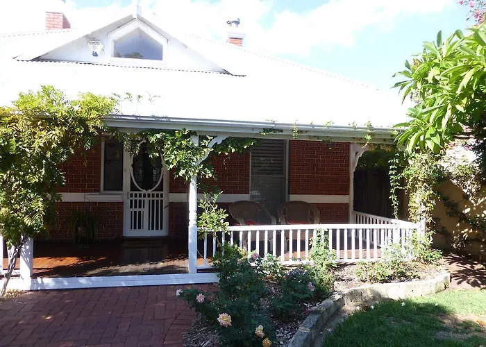 Lakeside Bed & Breakfast